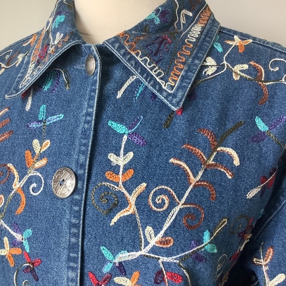 Vintage Embroidered Denim Jeans Jacket - Picture 3 of 16